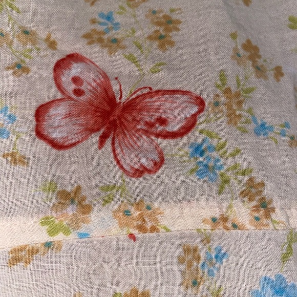 Butterfly Button Up - Picture 4 of 4